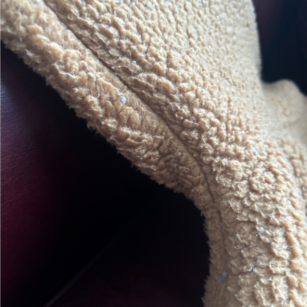 Patagonia Tan and Purple Women's Sweater - Picture 3 of 4